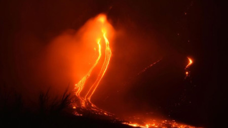 Земетресението бе най-силното от събуждането на вулкана Етна в понеделник.