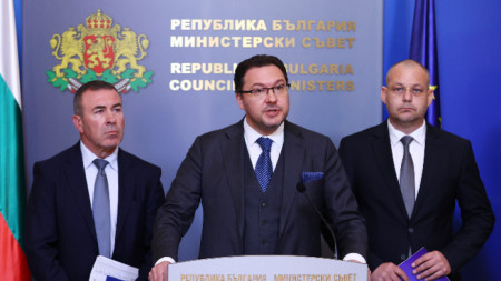 Даниел Митов