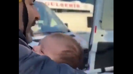 Спасеното бебче Мехмет