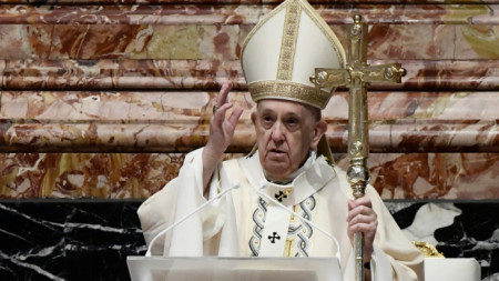 На празничната Великденска литургия папа Франциск изрази тревогата си за
