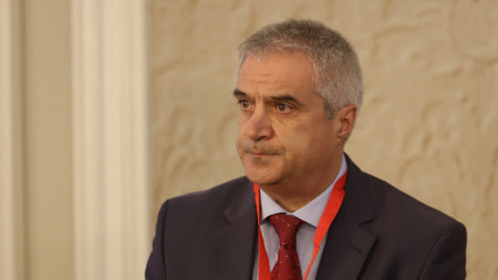 Министърът на енергетиката Румен Радев на конференцията на тема 
