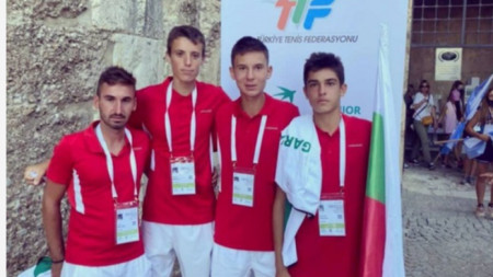 Тенисистите на България до 16 години попаднаха в група B