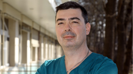 Д-р Васил Козаров- заместник- началник на Клиниката по кардиохирургията на УМБАЛ 
