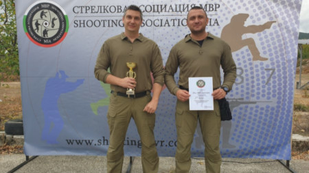 Даниел Костадинов и Стефан Димитров - отляво надясно 
