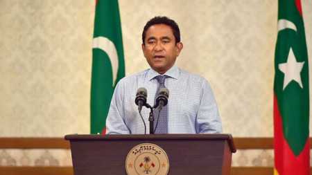 Малдивите напуснаха Британската общност на нациите заради критиките към авторитарния президент Абдула Ямийн. 