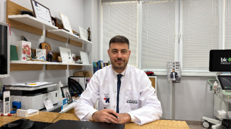 доц. д-р Младен Дойков