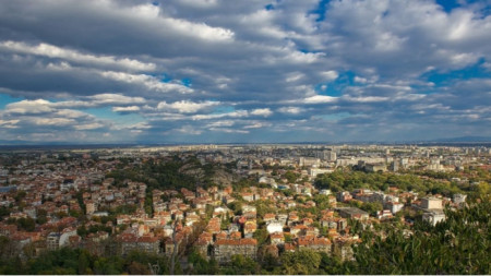В Пловдив през 2021 г. от миграция населението нараства с 3700 жители.