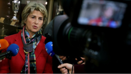 Весела Лечева