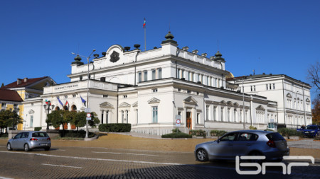 Девет министри ще вземат участие в днешния парламентарен контрол Очаква