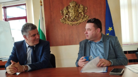Министър Цеков и Генчо Генчев - кмет на Община Свищов