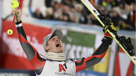 Норвежецът Атле Ли Макграт спечели нощния слалом от Световната купа
