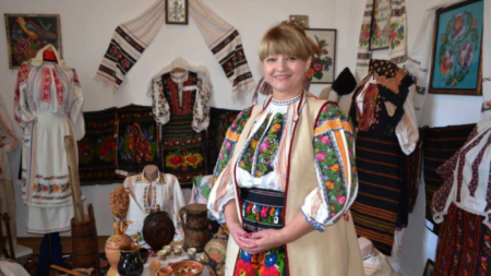 Лучия Костаке