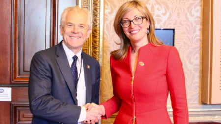 Assistant to the US President  for manufacturing and trade Policy Peter Navarro and Bulgaria’s Minister of Foreign Affairs Ekaterina Zaharieva 