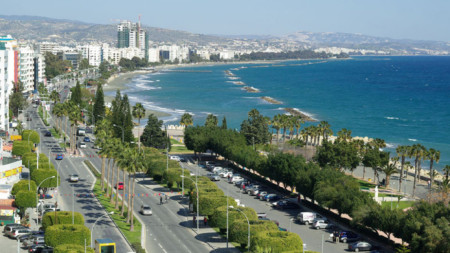 Кипър очаква пълно прекратяване на 35 годишното оръжейно ембарго на