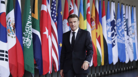 Президентът на Франция Еманюел Макрон на срещата на Г-20 в Бали