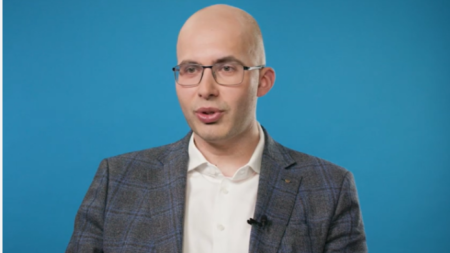 Иван Армянов