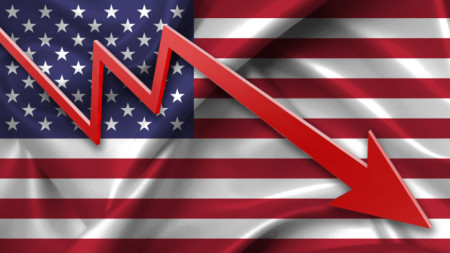 Продажбите на дребно в САЩ отбелязаха изненадващ спад през декември