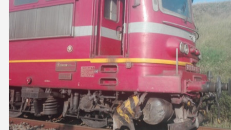 Един от двата влака, участвали в катастрофата.