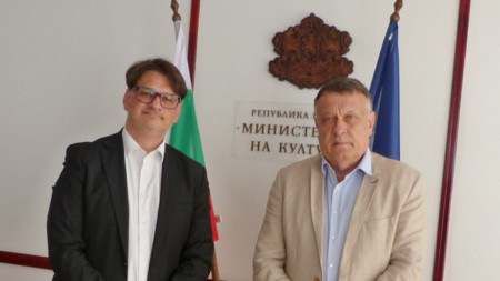 Министър Мариан Бачев и ректорът на СУ проф. д-р Георги Вълчев