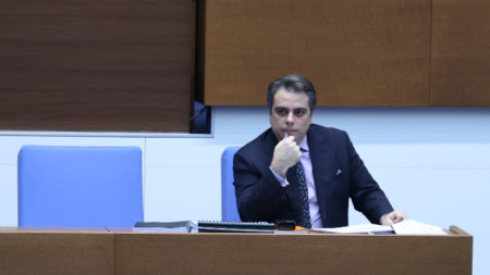 Министърът на финансите Асен Василев в Народното събрание