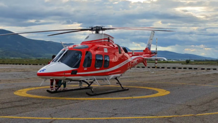 Медицинският хеликоптер на HEMS провежда опознавателни полети в района на Сливен и Бургас