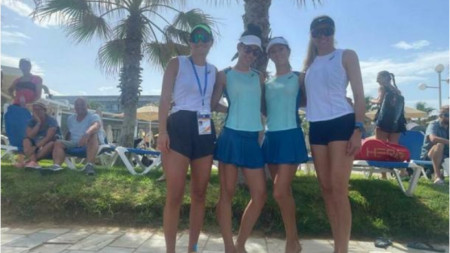 Българите с четири победи на европейското по плажен тенис
