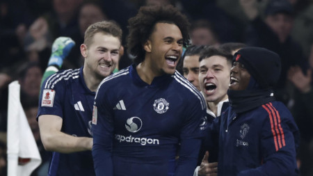 Джошуа Зиркзее може да напусне Манчестър Юн.