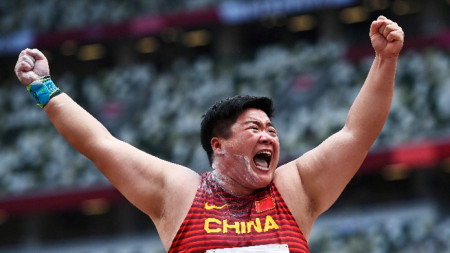 Китайката Лицзяо Гун взе златния медал в тласкането на гюле