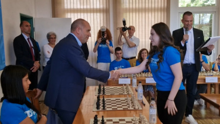 Президентът Румен Радев  и Нургюл Салимова,