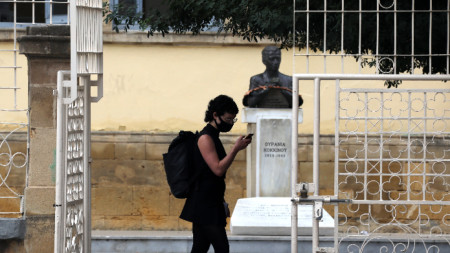 Кипър продължава с облекчаването на коронавирусните ограничения От днес –