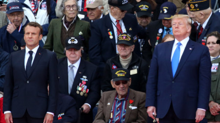 Паметната церемония бе оглавена от Макрон и Тръмп