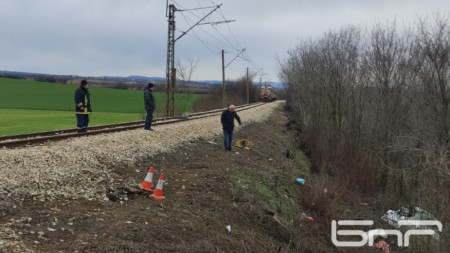 БДЖ възстанови движението на влаковете по линията Горна Оряховица –