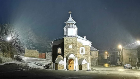 Църквата в дряновското село Янтра чийто патрон е Свети Николай