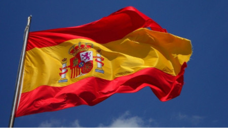 Омбудсманът на Испания поиска преразглеждане на модела на Домовете за