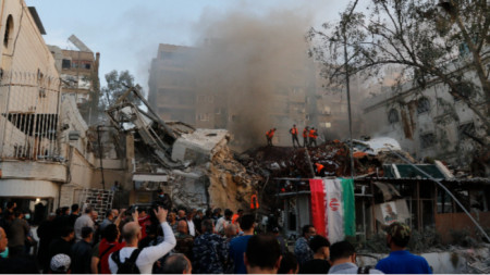 Сградата на иранското консулство в Дамаск беше ударена от израелски ракети на 1 април 2024