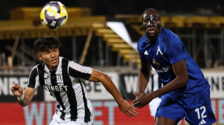 Отбори от Полша, Русия и Унгария следят играчи на Локомотив (Пд)