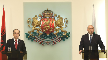 Президентите на Албания Байрам Бегай (вляво) и на България Румен Радев