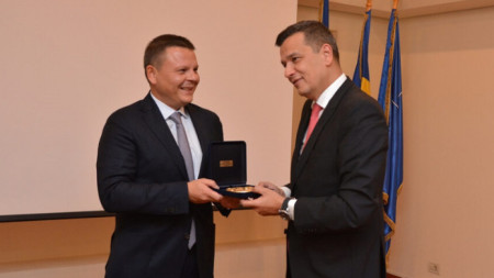 The Deputy Prime Ministers of both countries, Hristo Alexiev and Sorin Grindeanu