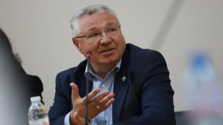Велизар Шаламанов