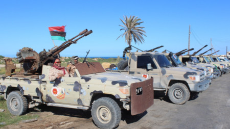 Либийски военни край Триполи.