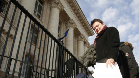 Николай Стайков пред Съдебната палата. Според него случаят с Васил Божков може да бъде повод за 