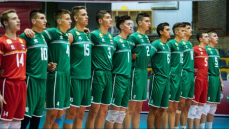 Уникална игра отбелязаха волейболните национали на България под 19 години