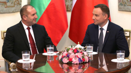 Президентите на България и Полша смятат че нарастващият брой на