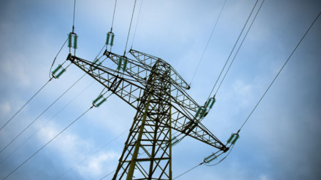 Украйна завърши процеса на свързване към основната европейска електрическа мрежа