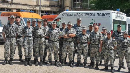 Резервистите от НВУ „Васил Левски“, спасили пострадал при катастрофа човек