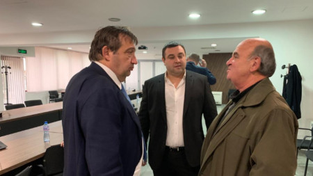 Стъпки за решаване на проблема с водоснабдяването на Омуртаг бяха набелязани на среща в Министерството на регионалното развитие и благоустройството, която се проведе днес по инициатива на министър Иван Шишков (вляво)