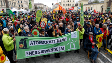 Демонстрация срещу ядрените мощности и за енергията от възобновяеми източници, Мюнхен, април 2023 г.