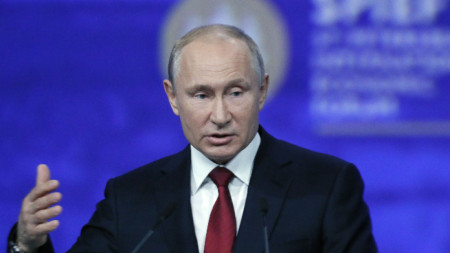 Изказване на Путин на икономически форум в Санкт Петербург