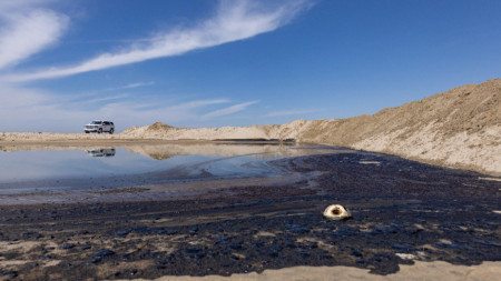 Изтичане на 3000 барела петрол край бреговете на Хънтингтън Бийч