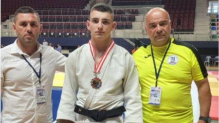 Преслав Петров спечели сребро на Балканиадата по джудо